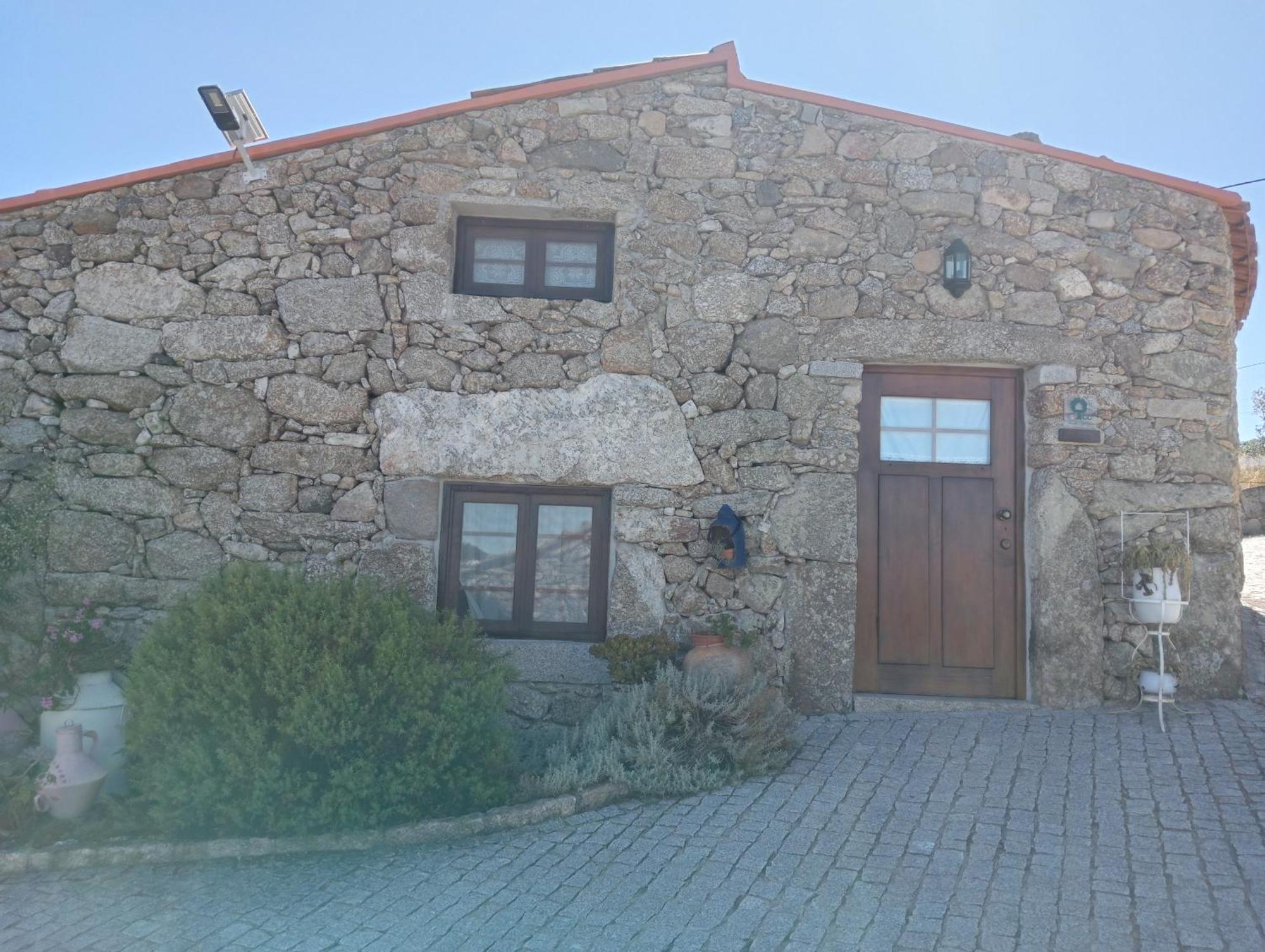 Hotel Eiras Do Dao Penalva do Castelo Zewnętrze zdjęcie